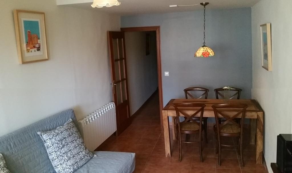 Atico Del Holandes Apartment Balaguer Phòng bức ảnh