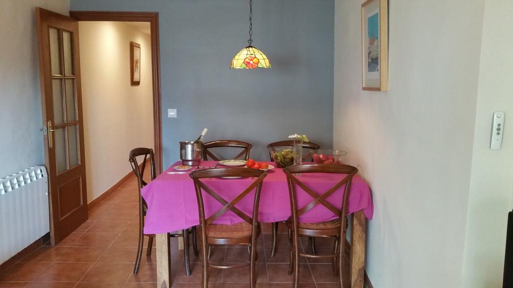 Atico Del Holandes Apartment Balaguer Phòng bức ảnh
